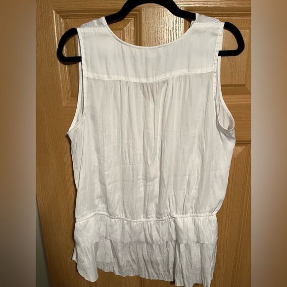 Banana Republic Crinkle Gauze Tiered Tank Top - Picture 10 of 10